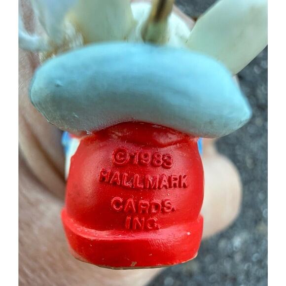 1983 Sneaker Mouse Hallmark Keepsake Ornament in Box Jogger Runner Walker - Picture 4 of 6